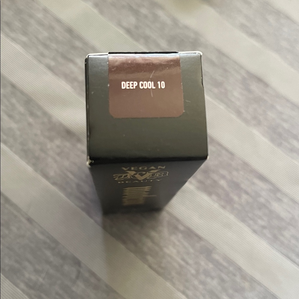 KVD Deep Cool 10 modcon Liquid Gel Contour - Picture 4 of 5